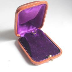 Écrin à bijoux cuir brun XIXe siècle