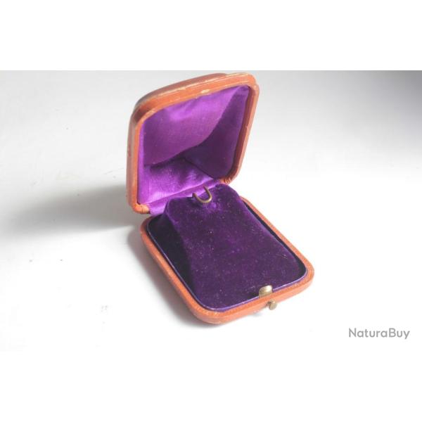 crin  bijoux cuir brun XIXe sicle