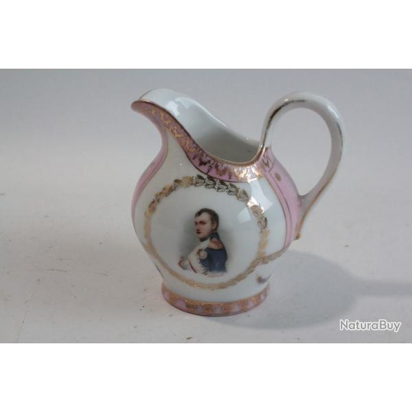 Pot  crme porcelaine Napolon Schwarzburg