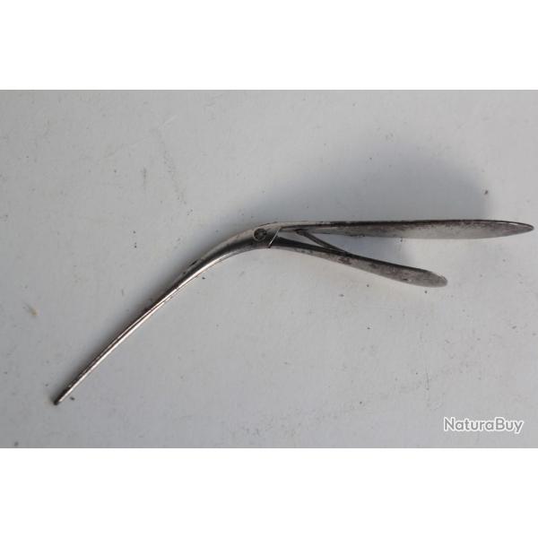 Ancien Instrument mdical petite pince chirurgie