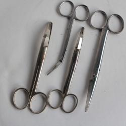 Lot Ancien Instrument médicale 4 ciseaux chirurgie