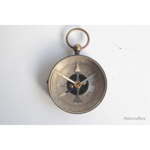 Boussole ancienne