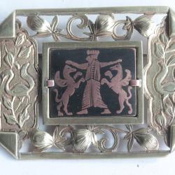 Ancienne Broche laiton art nouveau