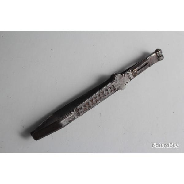 Ancienne Pince  piler acier Haute poque