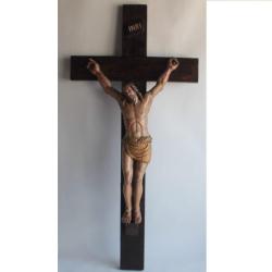 Grand Christ sur croix bois sculpté
