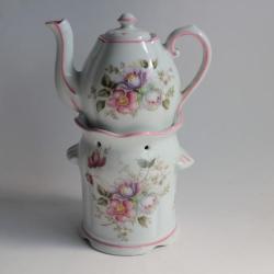 Ancienne Tisani&egrave;re porcelaine