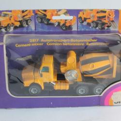 SIKU 2817 Camion bétonnière Volvo N12