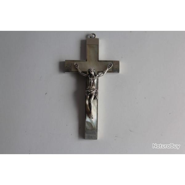 Ancienne Croix Crucifixion Argent nacre