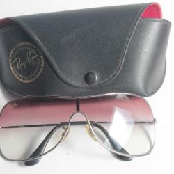 RAY-BAN Lunettes de soleil RB3211