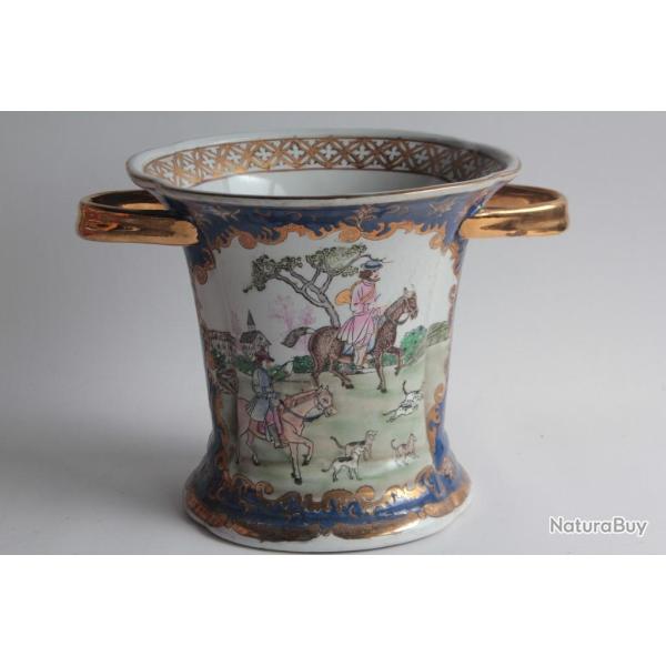 Ancien vase porcelaine chinoise peint main chevaux chasse