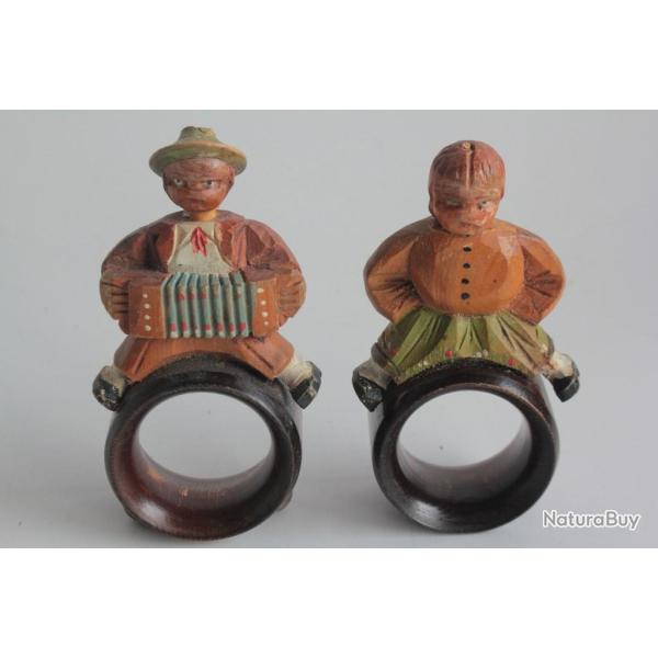 Paire Rond de serviette bois sculpt� Art Populaire