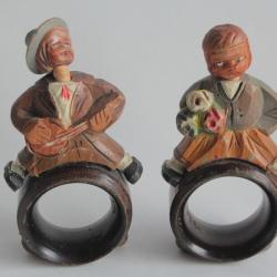 Paire Rond de serviette bois sculpté Art Populaire