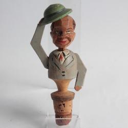 Bouchon à système bois sculpté Art Populaire