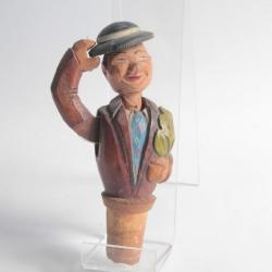 Bouchon à système bois sculpté Art Populaire