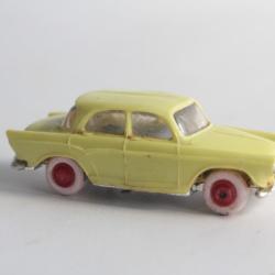 NOREV Voiture micro-miniature Simca Versailles