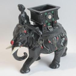 Pot &agrave; tabac Pyrog&egrave;ne &Eacute;l&eacute;phant terre cuite Johann Maresch Allemagne