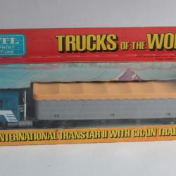ERTL Trucks of the World # 1417 International Transtar II grain trailer