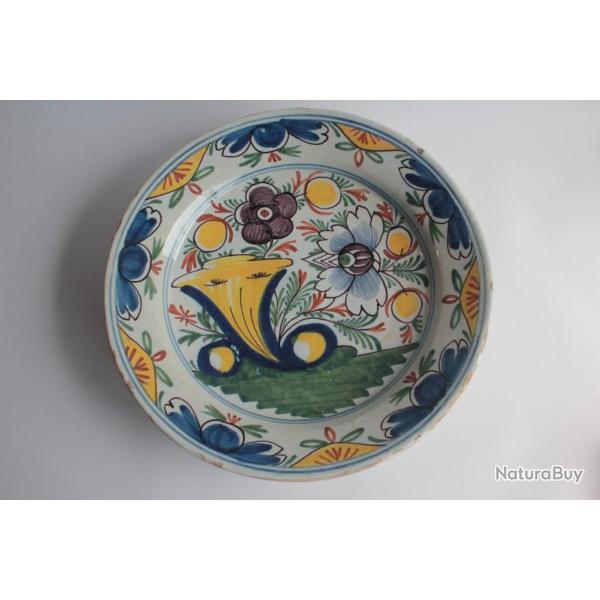 Plat faence Delft XVIIIe sicle