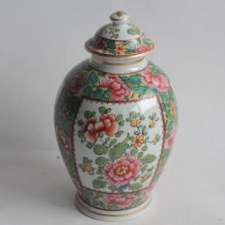 Pot couvert porcelaine de chine Export Paris