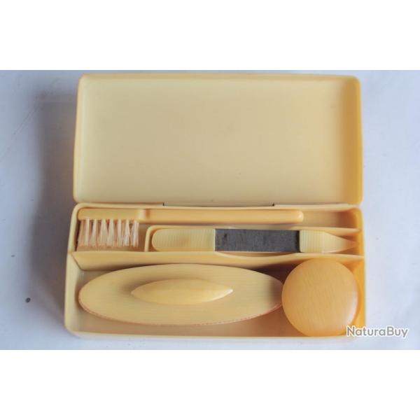 Ncessaire de toilette cellulod