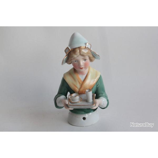 Demi figurine porcelaine Chocolatire Hollandaise