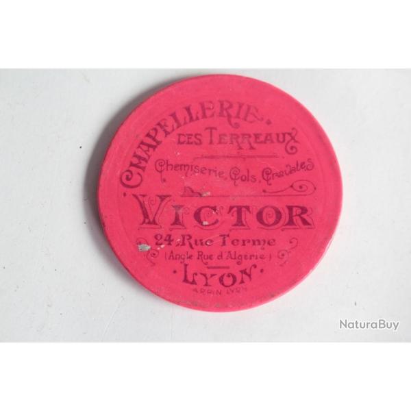 Miroir de poche publicitaire Chapellerie Victor Lyon Rhne