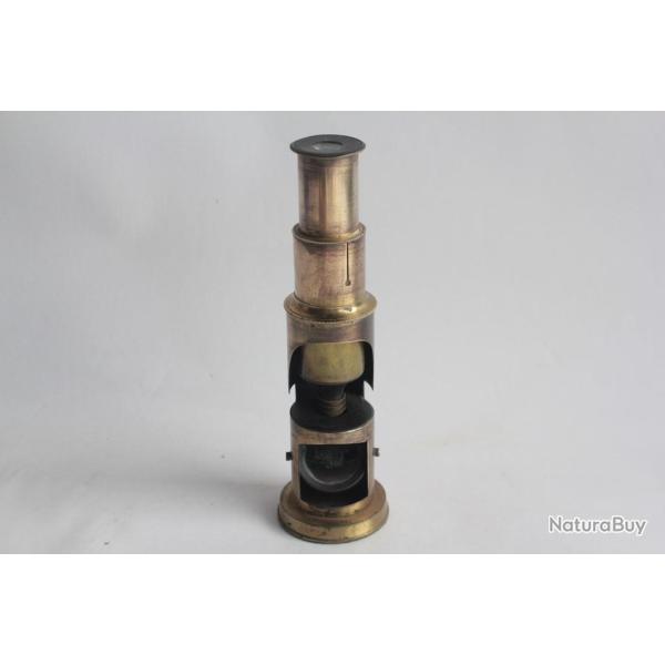 Ancien petit microscope � niche