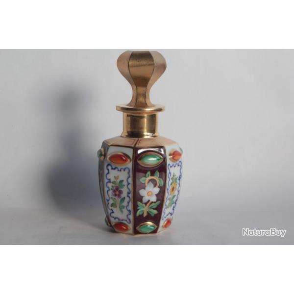 Flacon  parfum porcelaine XIXe sicle