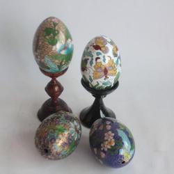 4 OEufs émaux cloisonnés Chine ou Japon