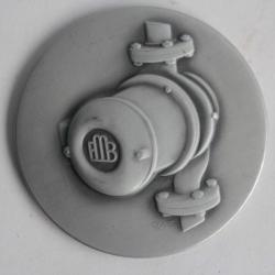 Miroir de poche publicitaire Industrie mécanique Huguenin Suisse