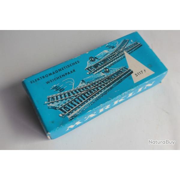 MARKLIN Paire d'aiguillages �lectromagn�tiques HO 5117