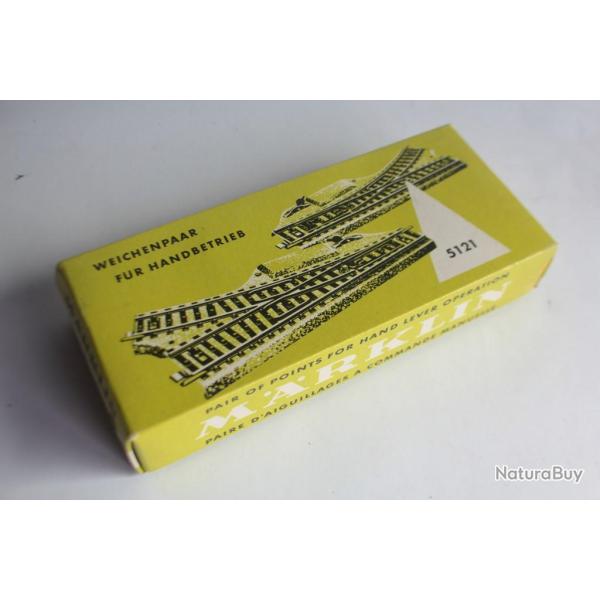 MARKLIN Paire d'aiguillages � commande manuelle HO 5121