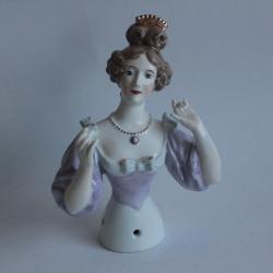 Demi figurine porcelaine Louis-Philippe La Grisette Locr&eacute;