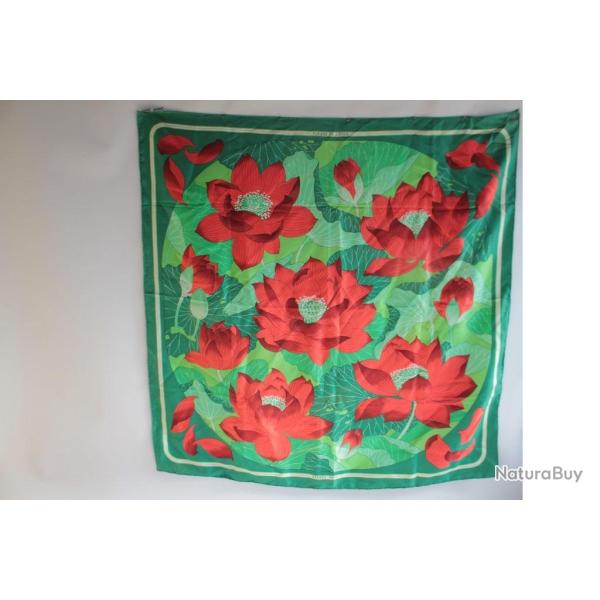 HERMES Foulard soie Fleurs de Lotus Christianne de Vauzelles