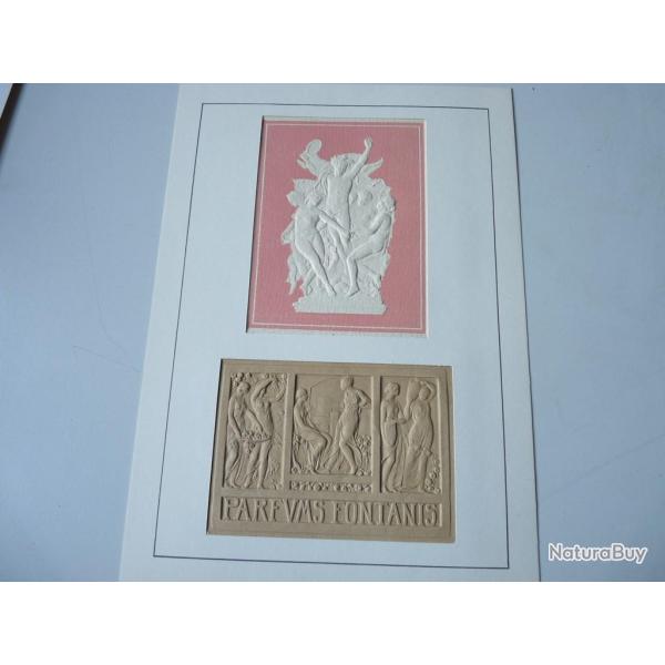 Deux bas relief Parfums Fontanis et  Opra de Paris