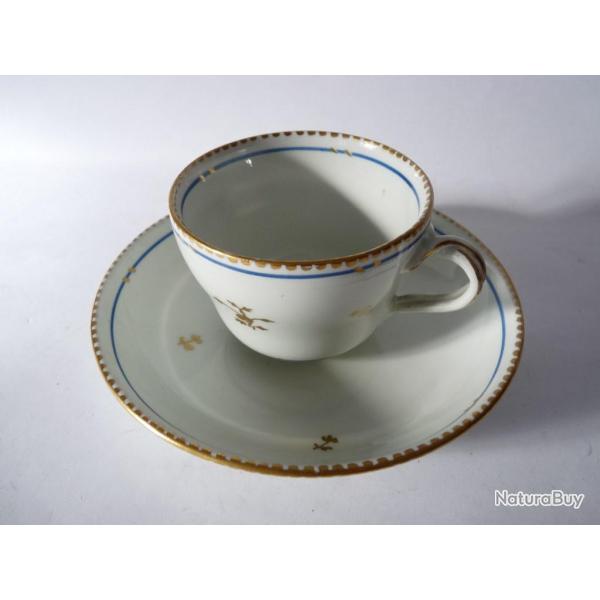 Tasse porcelaine Suisse Art de la table Antiquits