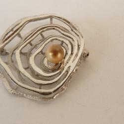 Bijoux Broche argent Design 1970