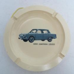 Cendrier publicité Automobile HINO CONTESSA 1300 Hino motors