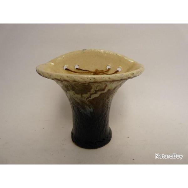 Porte bouquet terre verniss�e JOHANNEL Art populaire Savoie