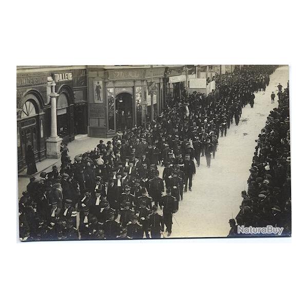 Carte postale H�rault 34 Montpellier D�fil� fun�raire rue de la Loge