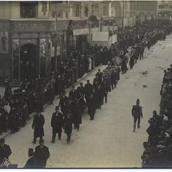 Carte postale Hérault 34 Montpellier Défilé funéraire rue de la Loge