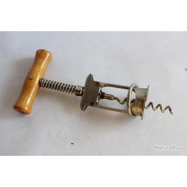 Tire-bouchon ancien vin vignes