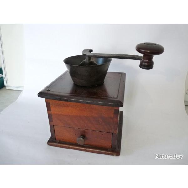 Grand moulin  caf 1865 Art populaire