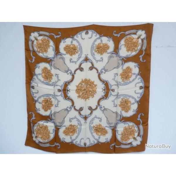 Foulard soie PIERRE BALMAIN accessoires mode luxe