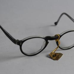Ancienne paire de lunettes enfant optique vintage