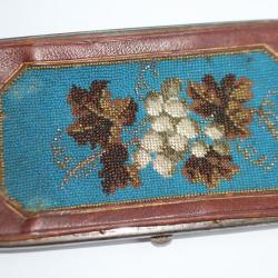 &Eacute;tui pour cigares perl&eacute; de verre Vignes Napol&eacute;on III