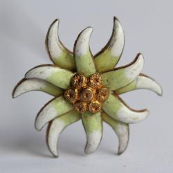 Épingle à chapeau émaillée Edelweiss Art nouveau