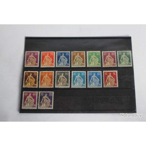 Timbres Suisse Helv�tie � l'�p�e
