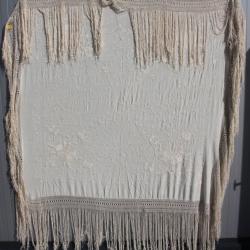 Châle soie brodée XIXe siècle Napoléon III