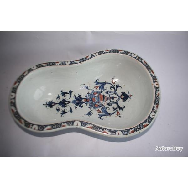 Bidet faence de Rouen poque XVIIIe sicle D.V